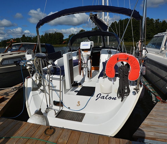 Beneteau Oceanis 343 3 of 24