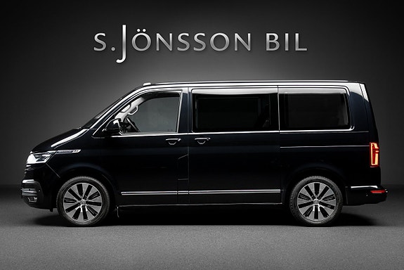Volkswagen Multivan 4 of 17