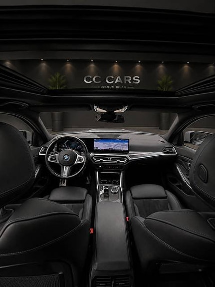 BMW 330e 13 of 17