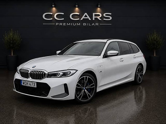 BMW 330e