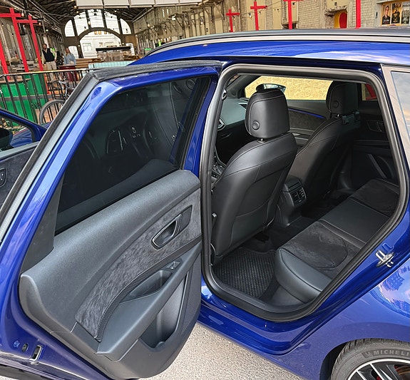 Seat Leon 9 of 30