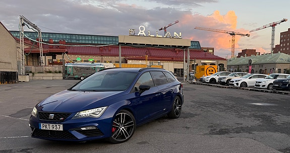 Seat Leon 2 of 30