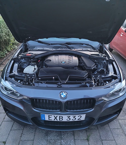 BMW 320d 24 of 30