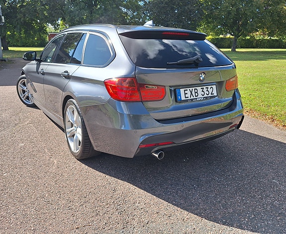 BMW 320d 7 of 30