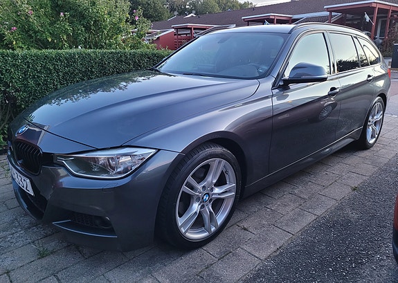 BMW 320d 3 of 30