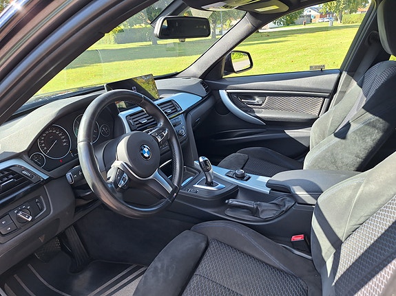BMW 320d 13 of 30