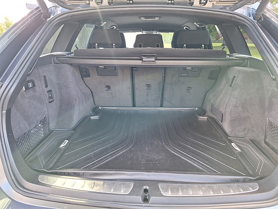 BMW 320d 19 of 30
