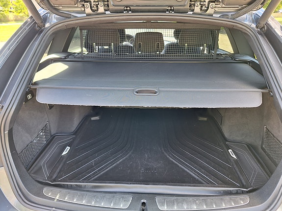 BMW 320d 20 of 30