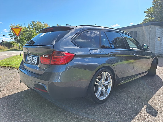 BMW 320d 8 of 30