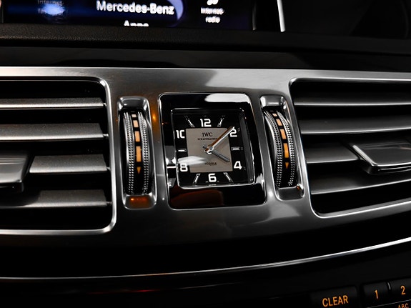 Mercedes-Benz E63 28 of 30