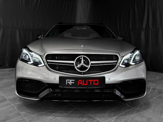Mercedes-Benz E63 7 of 30