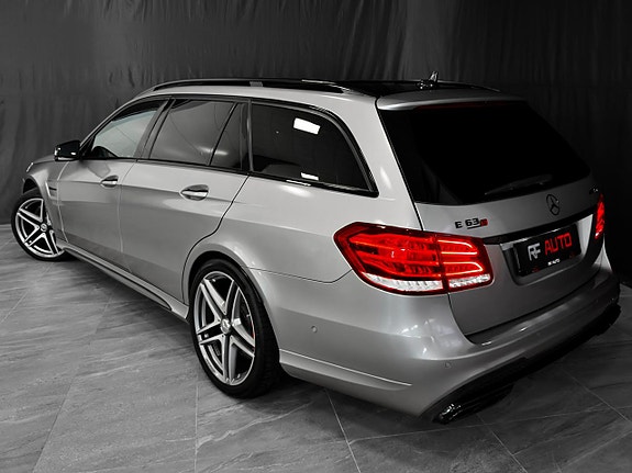 Mercedes-Benz E63 12 of 30