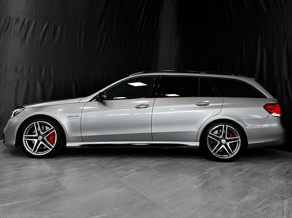 Mercedes-Benz E63 9 of 30