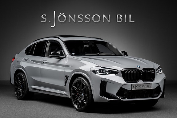 BMW X4 M 6 of 26