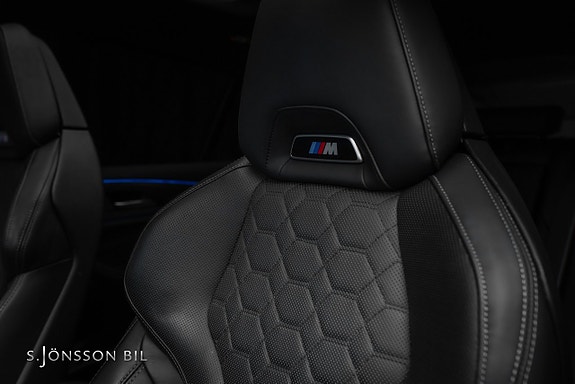 BMW X4 M 14 of 26