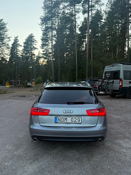 Audi A6 4 of 11