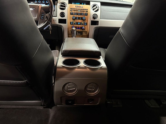 Ford F-150 15 of 18