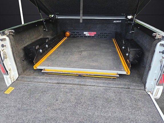 Ford F-150 17 of 18