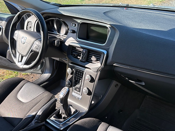Volvo V40 6 of 6