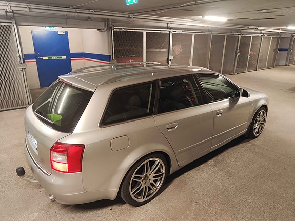 Audi A4 4 of 8