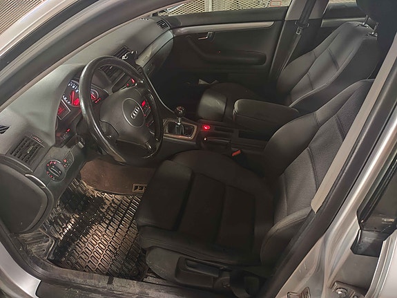 Audi A4 6 of 8