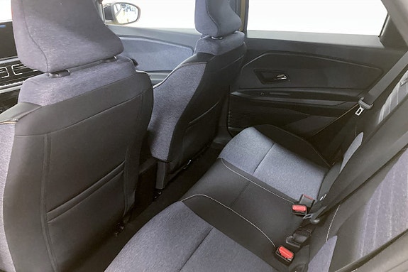 Renault 5 E-Tech 8 of 9