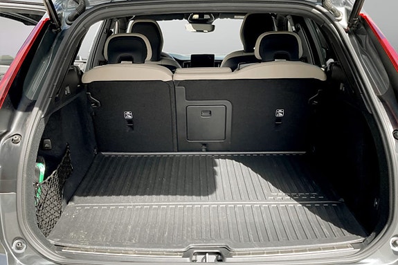 Volvo XC60 10 of 12