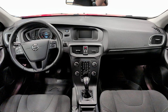 Volvo V40 Cross Country 5 of 10