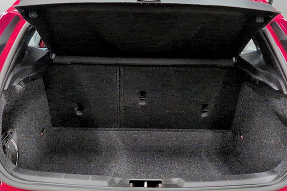 Volvo V40 Cross Country 10 of 10
