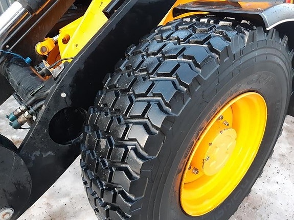 JCB 411 HT STORA BM 5 of 5
