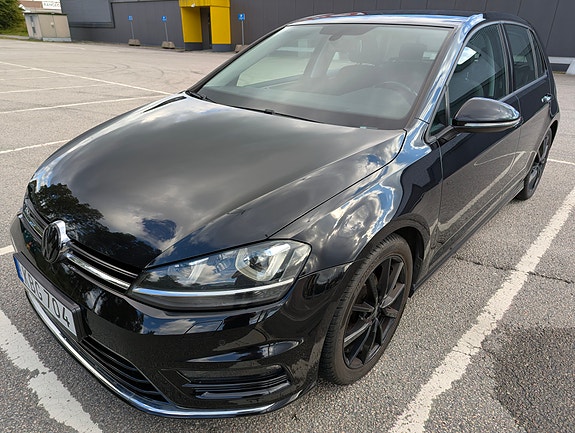 Volkswagen Golf VII 5 of 17