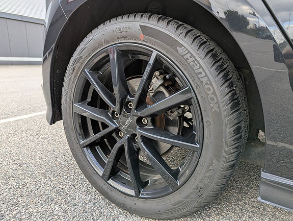 Volkswagen Golf VII 6 of 17