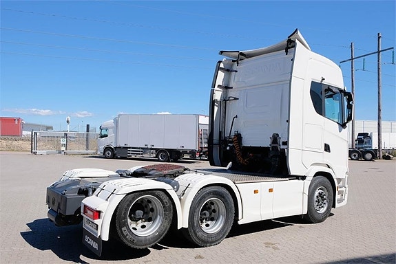 Scania S560 6x2 dragbil 2024 - 22 900 mil 4 of 12