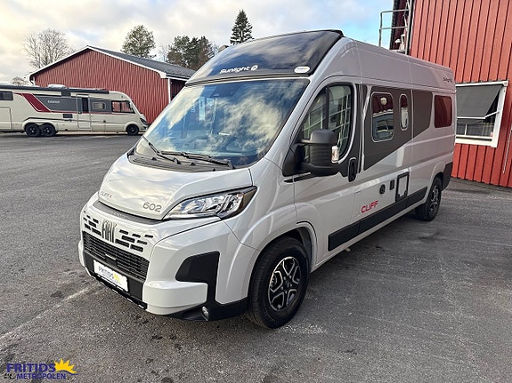 Sunlight Cliff 602 X Adventure Dieselvärme-Skyroof-Variobadrum 5 of 17