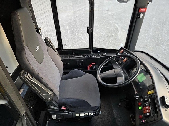 Solaris URBINO 12 LE CNG 8 of 10