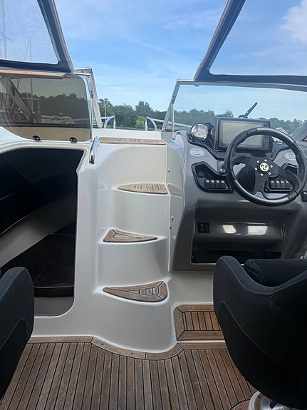 Ryds 23 DC + Mercruiser 4.3 MPI (2010) 10 of 12