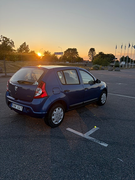 Dacia Sandero 5 of 10
