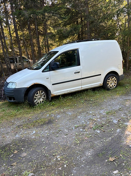 Volkswagen Caddy 2 of 4