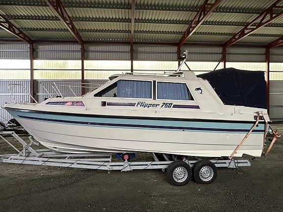 Flipper 760 + Volvo Penta bensin V6 Vortec 290 DP drev 3 of 12
