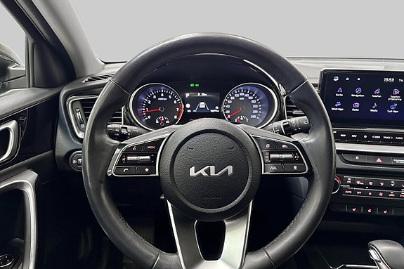 Kia Ceed 11 of 17