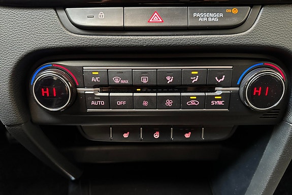 Kia Ceed 13 of 17