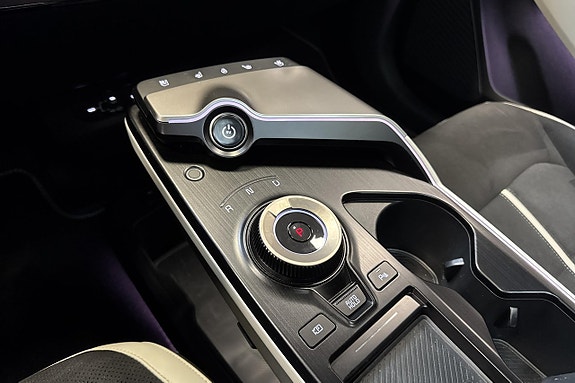 Kia EV6 10 of 18