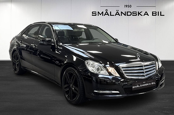 Mercedes-Benz E200 2 of 15