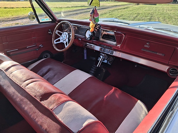 Chevrolet Impala 12 of 12