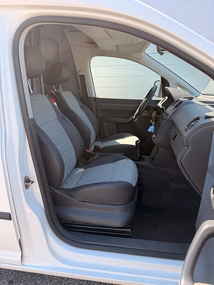 Volkswagen Caddy 15 of 23