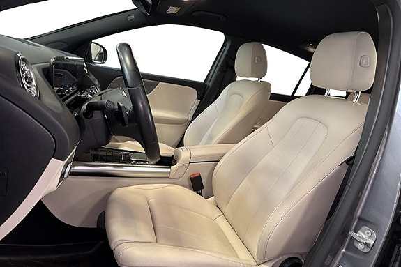 Mercedes-Benz EQA250+ 12 of 18