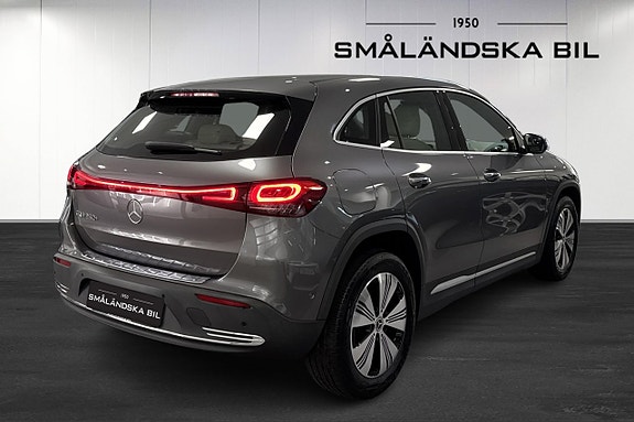 Mercedes-Benz EQA250+ 4 of 18