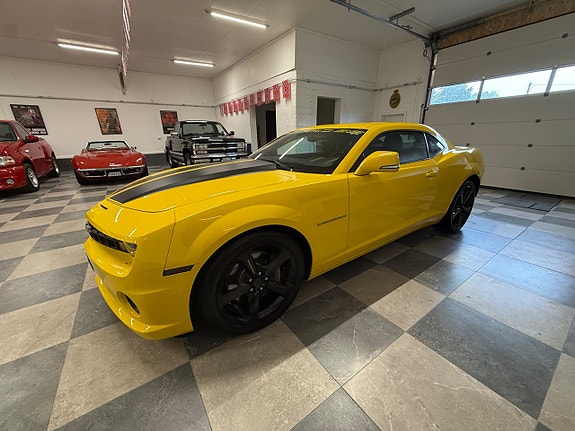 Chevrolet Camaro 12 of 30