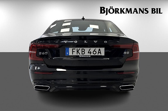 Volvo S60 5 of 18