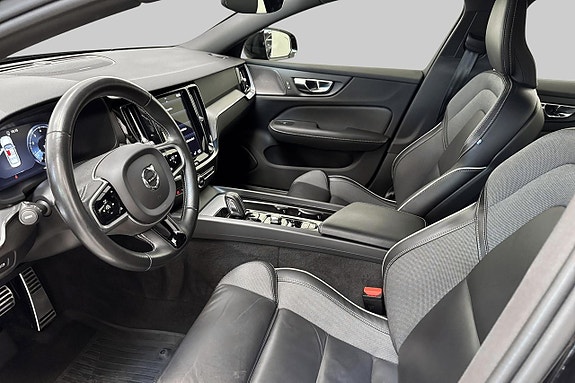 Volvo S60 8 of 18